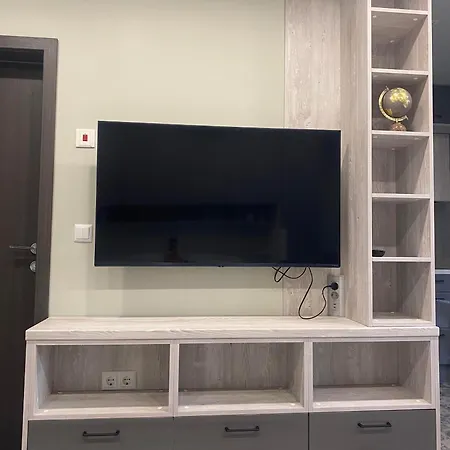 Kabakum House * 瓦爾納